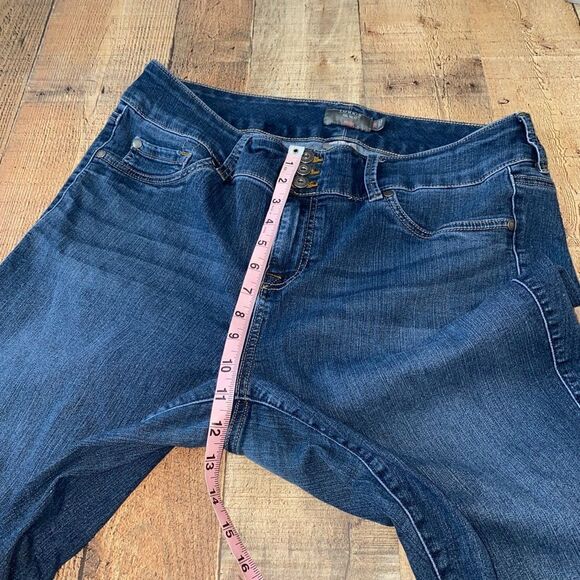 Torrid Jegging Skinny Super Soft High-Rise Jean size 18R - Picture 7 of 14
